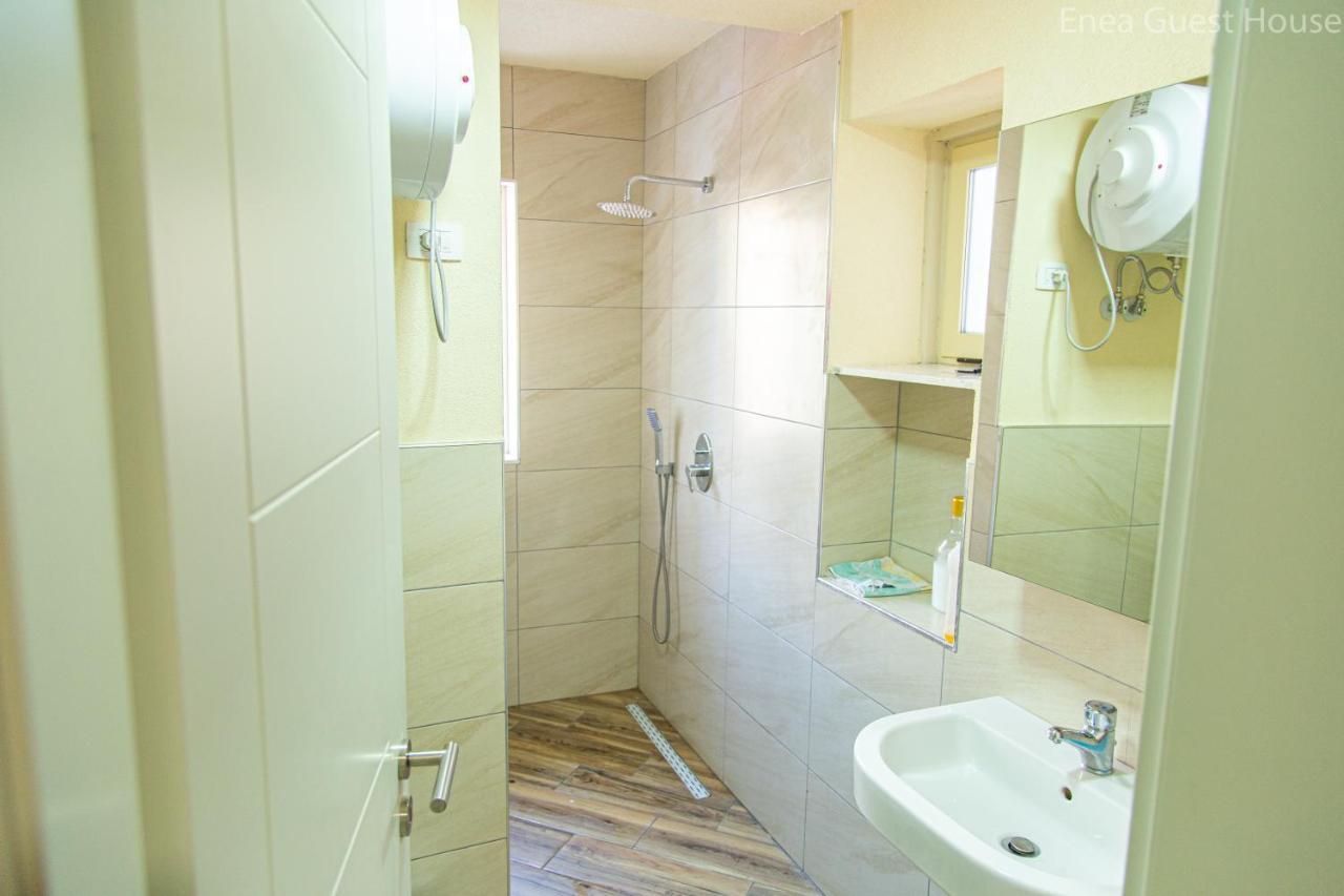 Enea'S Guest House Vlorë Εξωτερικό φωτογραφία
